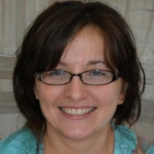 Emily R.